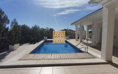 Charming and comfortable villa in Santa Clara.